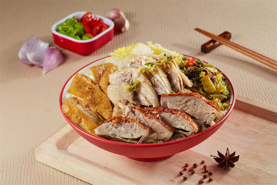 点蹄擂椒猪脚饭敢于突破，挑战行业新潮